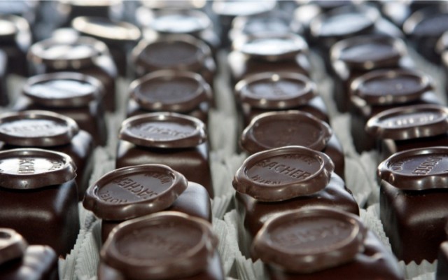 Δείτε πώς ένας 18χρονος έγινε πλούσιος από το... πουθενά!  