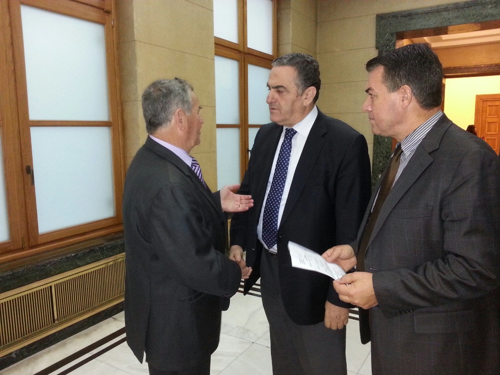 Συμβουλές οδήγησης στην βροχή.