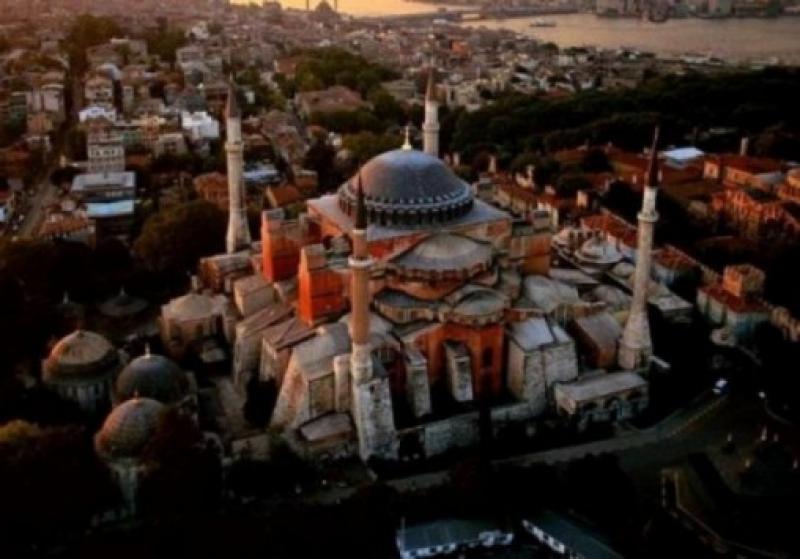 O καθρέφτης των «selfies»