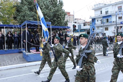 Συνελήφθησαν 2 ημεδαποί κατηγορούμενοι για καλλιέργεια δενδρυλλίων κάνναβης και κατοχή ναρκωτικών