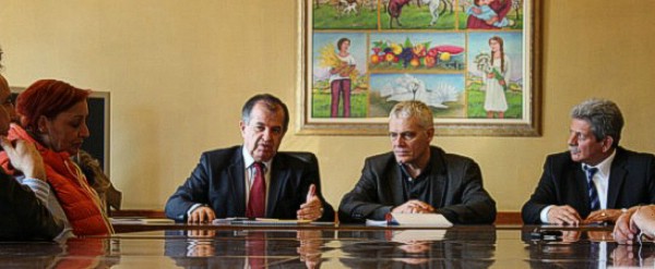Ο Σύλλογος Κυπρίων Ν. Δράμας σ α ς π ρ ο σ κ α λ ε ί