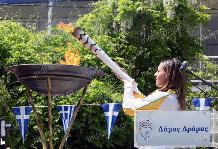 Τι να προσέξουν οι γονείς για βεγγαλικά και κροτίδες ενόψει Πάσχα