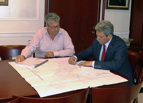 Εκπληκτικές φωτογραφίες της ευτυχισμένης μαμάς με τα πεντάδυμα
