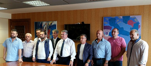 Πραγματοποιήθηκε η αυστηρή κλάδευση ενός από τους μεγαλύτερους και γηραιότερους πλατάνους του Δημοτικού Κήπου Δράμας.