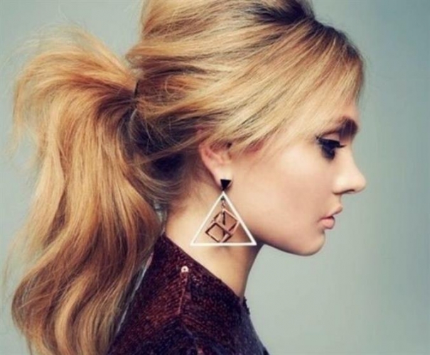 Ποιοι γαλαζοαίματοι συναρμολογούν μόνοι τα έπιπλα τους;