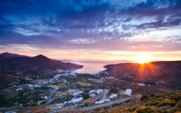 Σε αυτά τα νησιά ο έρωτας απογειώνεται