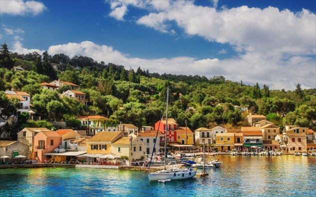 Παξοί-Αντίπαξοι: σκηνικό σαν παραμύθι