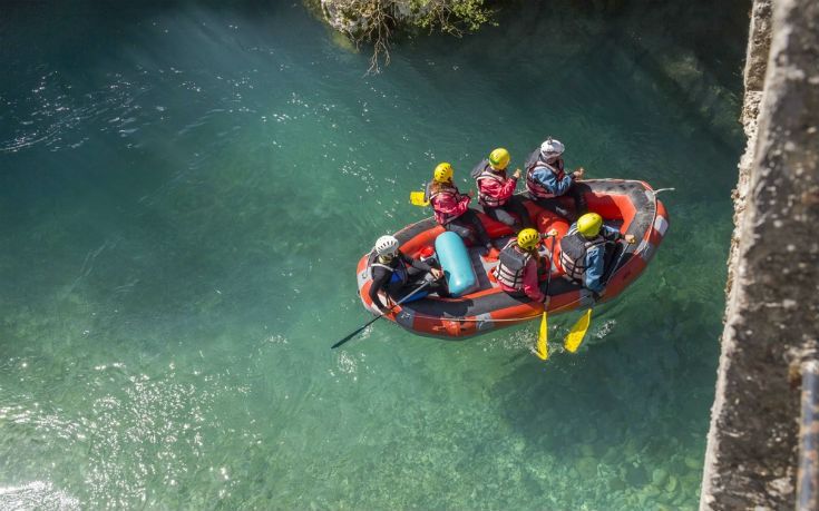 Ποιοι θα «αναλάβουν» τους 500.000 πελάτες της ΔΕΗ
