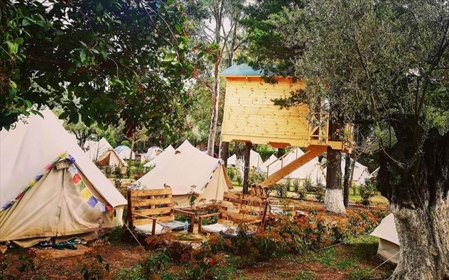 Διαφορετικά είδη διαμονής σε πέντε μέρη της Ελλάδας
