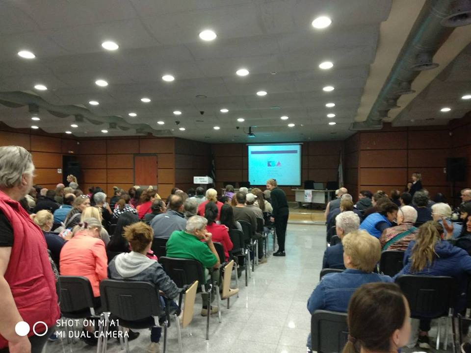 Καθηγητής φέρεται να ζητούσε χρήματα από φοιτητές για να περάσουν το μάθημά του