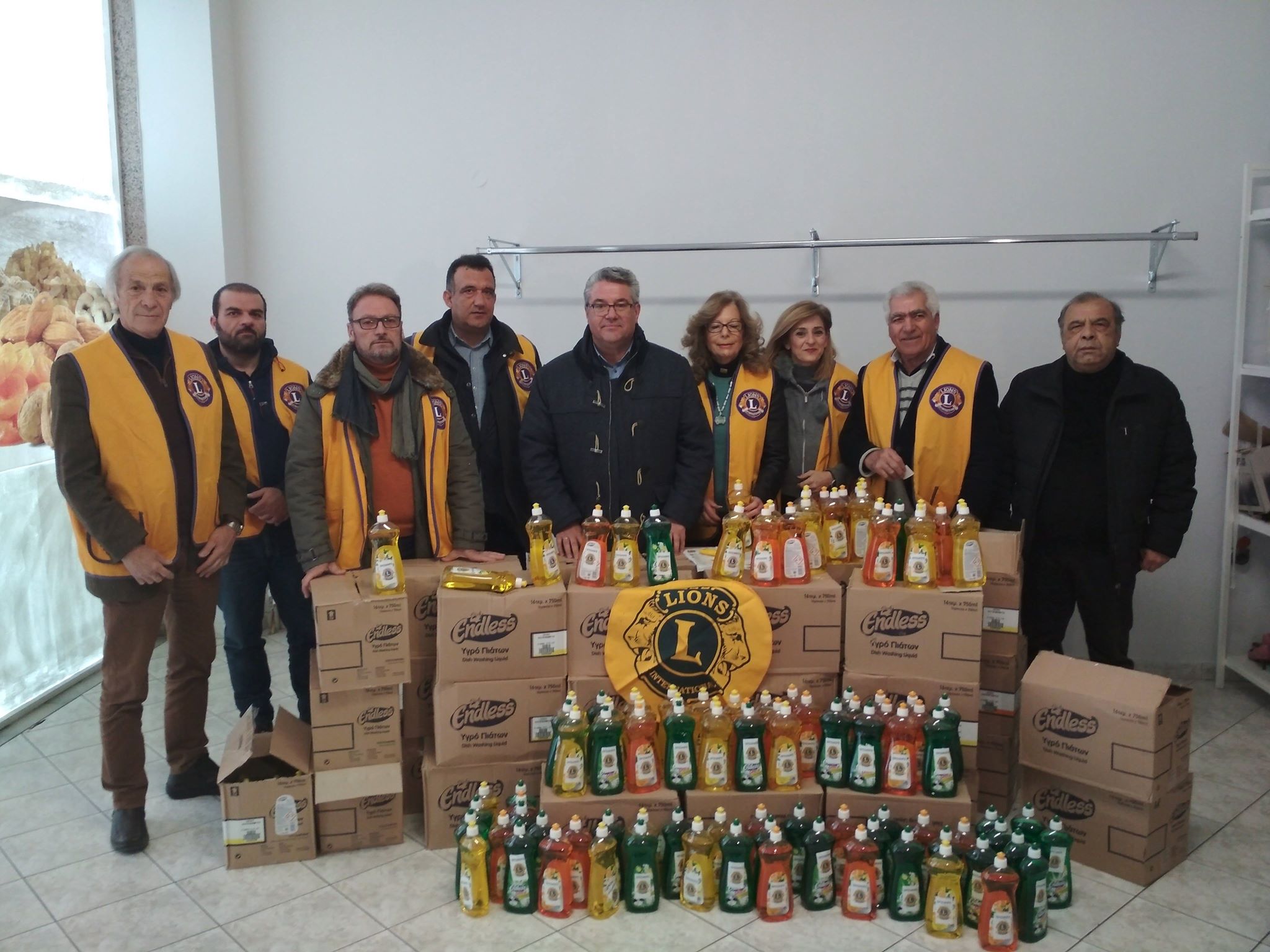 Προσφορά των Lions στο κοινωνικό Παντοπωλείο