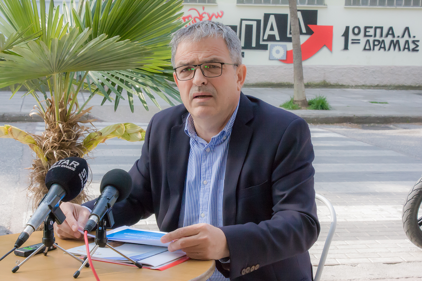 Πόλη + ΖωήΆνθρωπος, Ανάπτυξη, Καθημερινότητα Στο επίκεντρο της πολιτικής και του προγράμματός μας Οι θέσεις μας για την Παιδεία Πόλη + ΖωήΆνθρωπος, Ανάπτυξη, Καθημερινότητα Στο επίκεντρο της πολιτικής και του προγράμματός μας Οι θέσεις μας για την Παιδεία