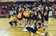Νίκη Χρυσάφι. Αποθέωσαν τους παίκτες οι Θεατές