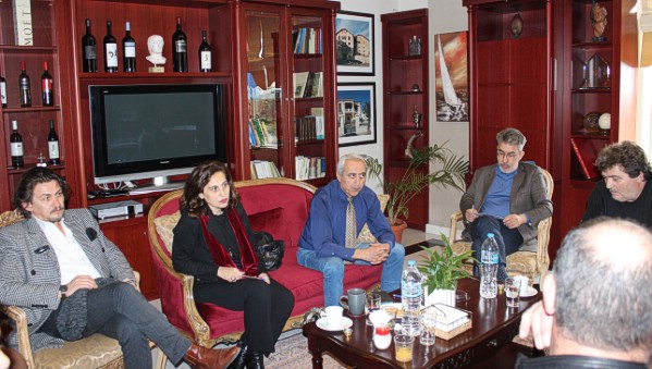 Σύσκεψη φορέων με τους πατατοπαραγωγούς του Κ.Νευροκοπίου για το πρόβλημα της καραντίνας λόγω της ασθένειας του χυτρίδιου της πατάτας Σύσκεψη φορέων με τους πατατοπαραγωγούς του Κ.Νευροκοπίου για το πρόβλημα της καραντίνας λόγω της ασθένειας του χυτρίδιου της πατάτας