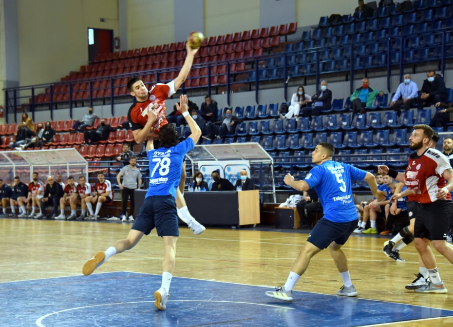 Και ο Διεθνής Αχιλλέας Τόσκας στο Roster της νέας χρονιάς