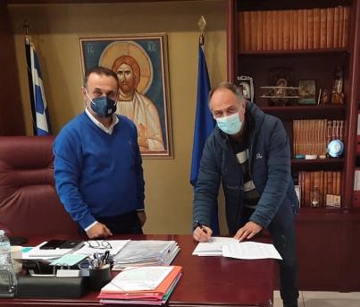 Υπογραφή σύμβασης για την παροχή υπηρεσίας με αντικείμενο την υλοποίηση του έργου « ΔΡΑΜΟΙΝΟΓΝΩΣΙΑ 2021 » και συγκεκριμένα, την έκδοση λευκώματος αφιερωμένο στην αμπελοκαλλιέργεια-οινοποιία στο Νομό Δράμας