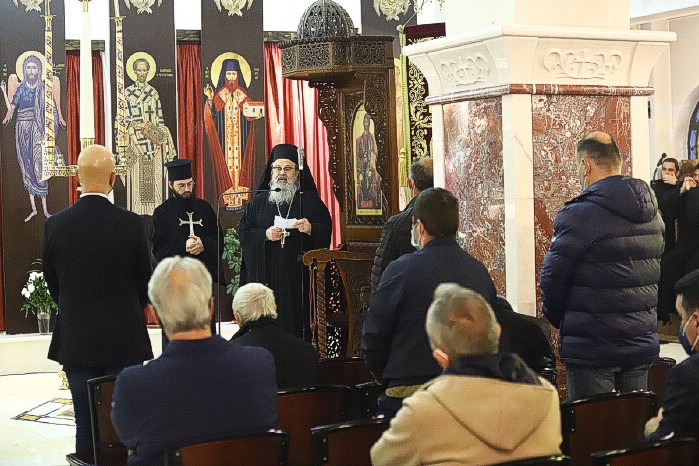 Μ. ΔΕΥΤΕΡΑ ΕΣΠΕΡΑΣ 18-4-2022. ΑΚΟΛΟΥΘΙΑ ΝΥΜΦΙΟΥ Ι.Ν. ΑΓ. ΧΡΥΣΟΣΤΟΜΟΥ