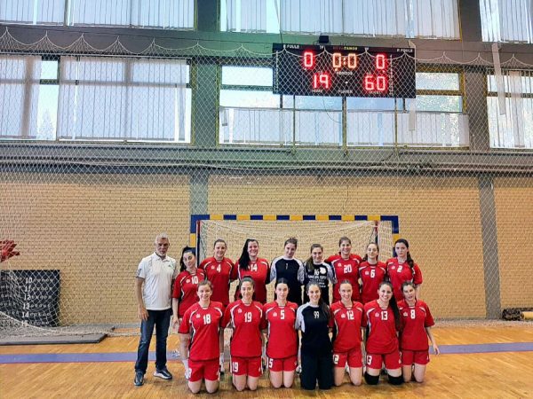 Νίκη με 60-19 για τα κορίτσια του Α.Ο.Π. εκπροσωπώντας το Λύκειο Προσοτσάνης ( αύριο ο τελικός )