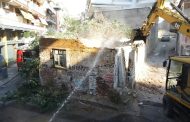 Κατεδαφίστηκε επικινδύνως ετοιμόρροπο κτίσμα στην οδό Κάσσου 29 – Επόμενο βήμα η διάνοιξη και αποκατάσταση του δρόμου