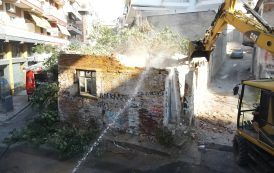 Κατεδαφίστηκε επικινδύνως ετοιμόρροπο κτίσμα στην οδό Κάσσου 29 – Επόμενο βήμα η διάνοιξη και αποκατάσταση του δρόμου